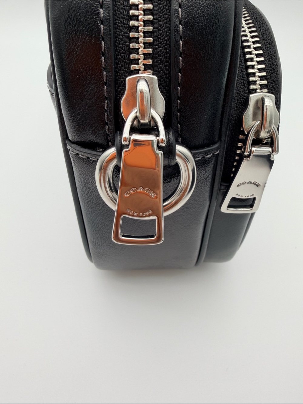Coach Finley Black Leather Crossbody Bag Detachable Strap CEA71 - Picture 10 of 14